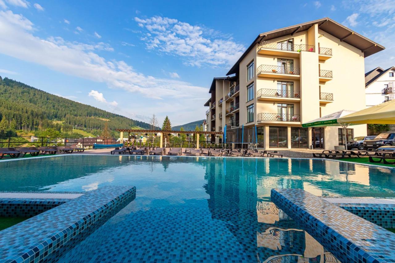 Gold Palace Wellness & Spa Boekovel Buitenkant foto