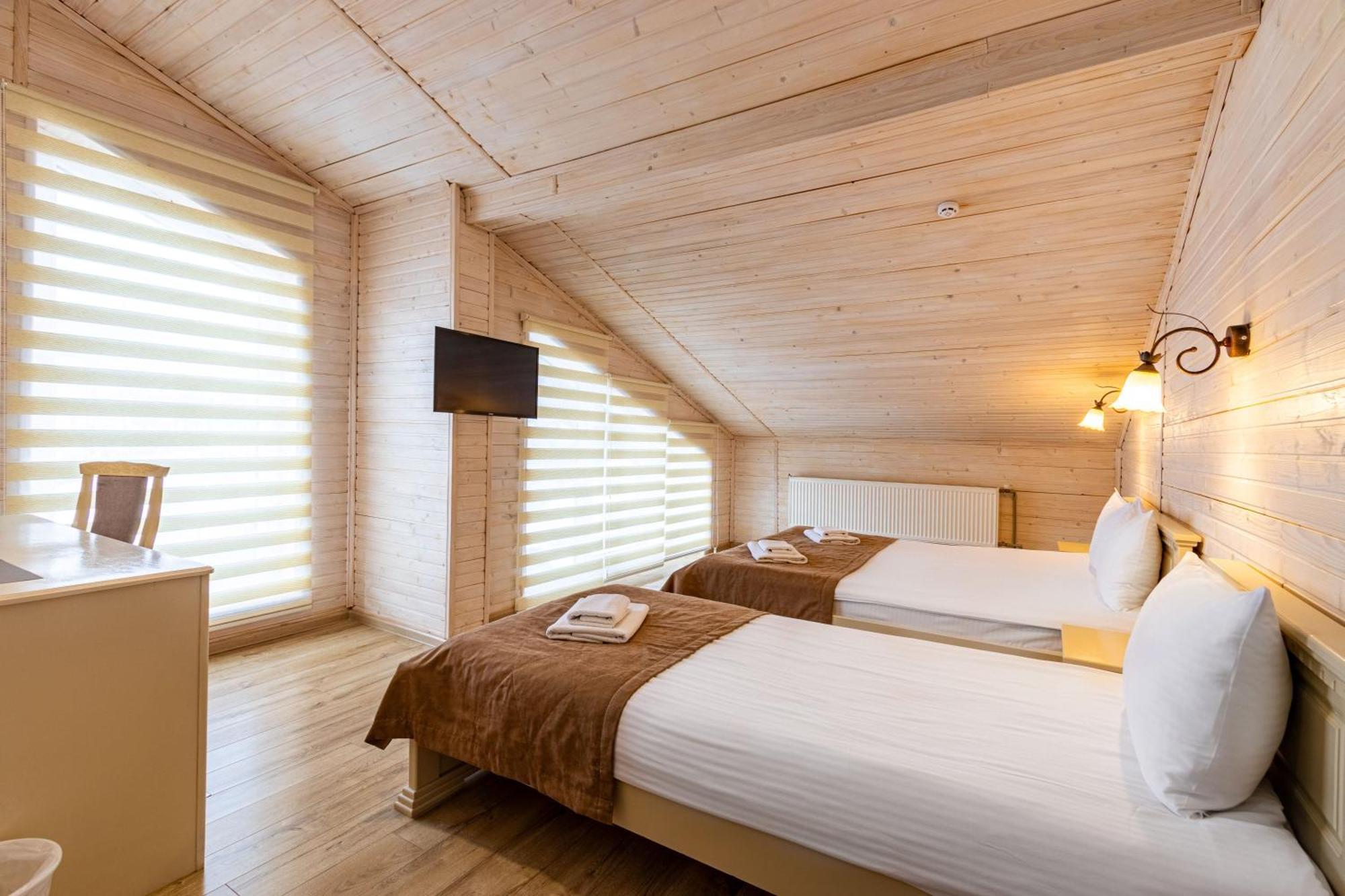 Gold Palace Wellness & Spa Boekovel Buitenkant foto