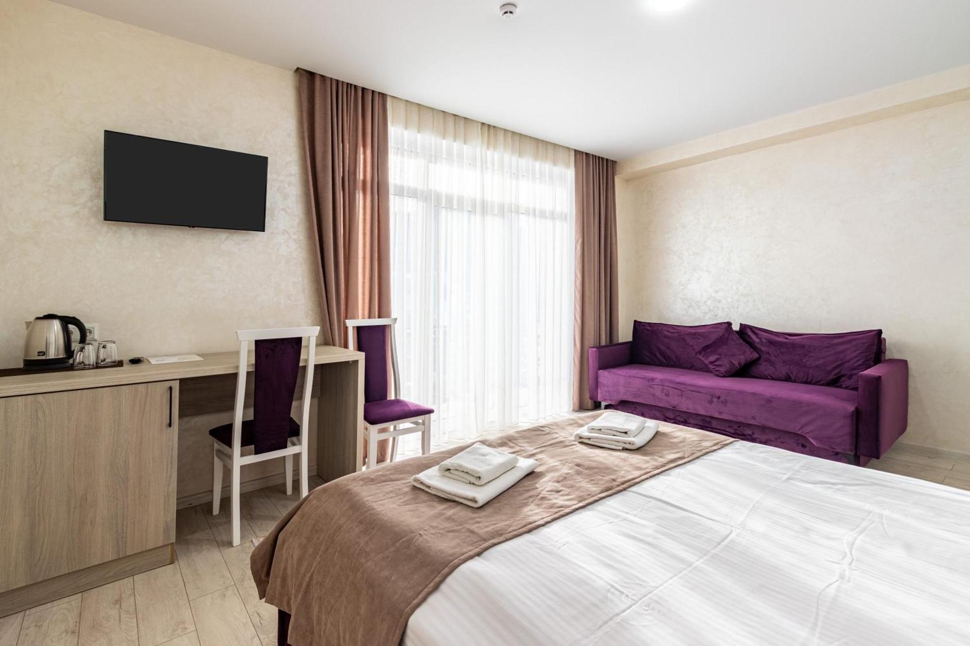 Gold Palace Wellness & Spa Boekovel Buitenkant foto