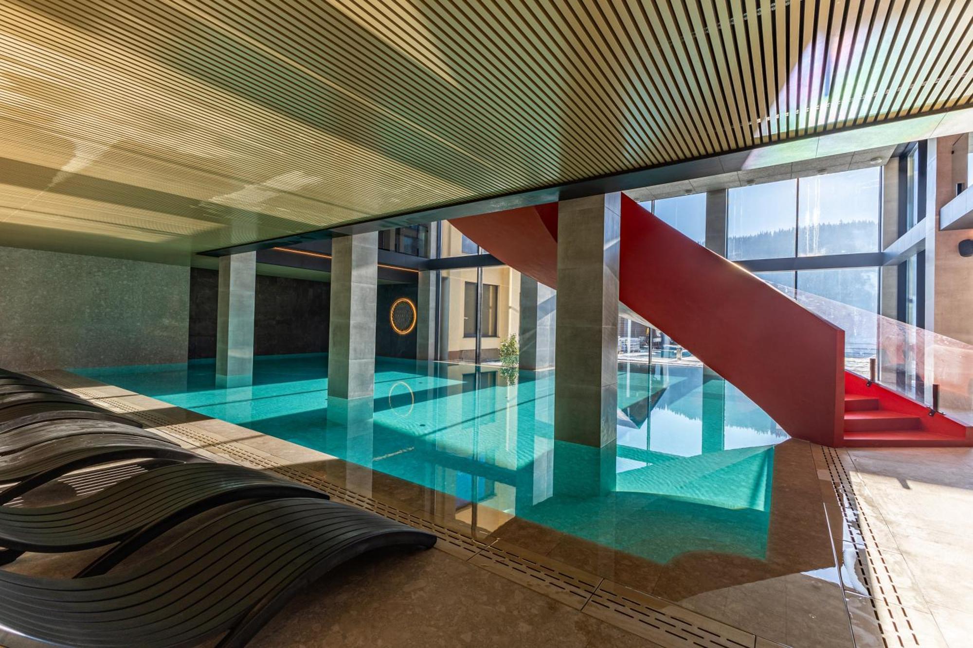 Gold Palace Wellness & Spa Boekovel Buitenkant foto